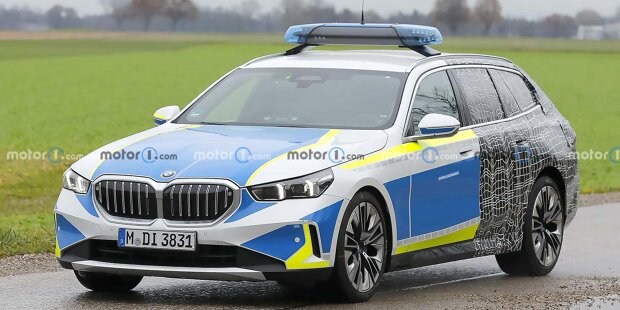 Neuer BMW 5er Touring (2024) zeigt sich als Polizeiauto