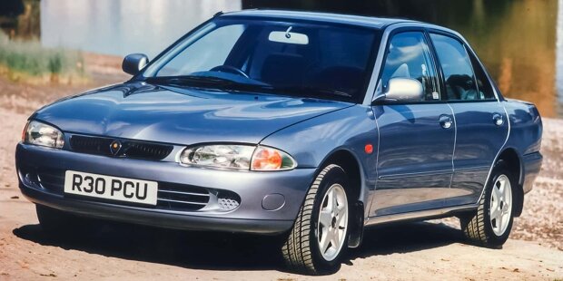 Proton 300/400er-Serie (1995-2001)