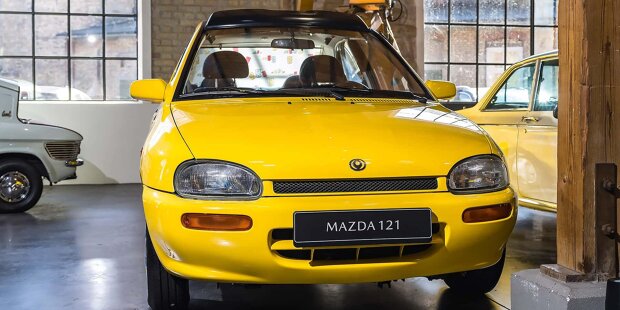 Mazda 121 Goldy (1994): Ei trifft Gummibärchen