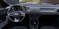 Dacia verkauft Ihnen ein neues Auto ohne Bildschirm in der MItte