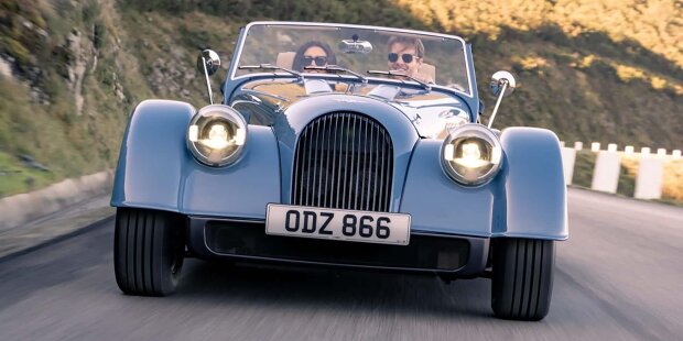 Morgan Plus Four (2024): Neue Technik im klassischen Gewand