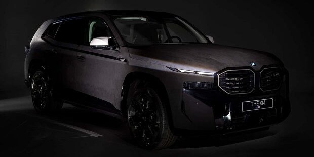 BMW XM mit Alcantara - Sky is the Limit