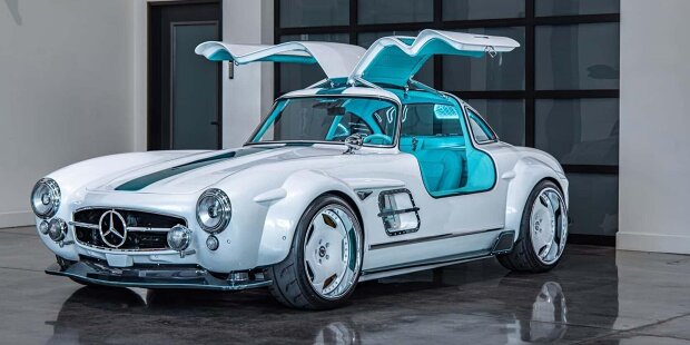 S-Klub LA Mercedes 300SL Tesla Model 3