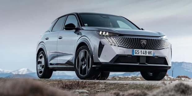 Peugeot E-3008 und E-5008 : Long-Range-Versionen stehen in Paris