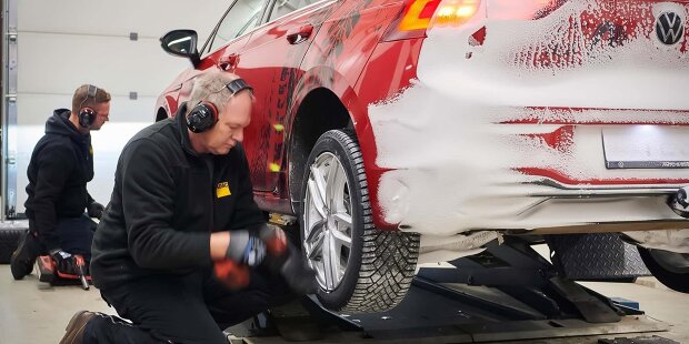 ADAC-Winterreifentest 2024: Vier fallen durch