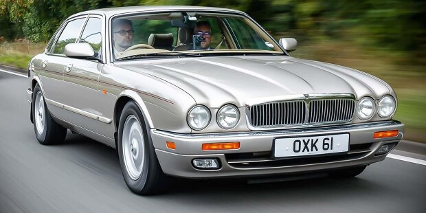 Jaguar XJ (X300, 1994-1997)
