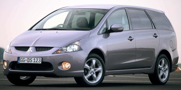 Mitsubishi Grandis (2003-2011)