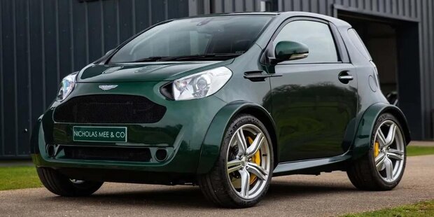 Aston Martin V8 Cygnet