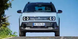 Renault 4 E-Tech Electric im Test: Was taugt der kleine Würfel?