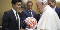 MotoGP-Piloten treffen den Papst