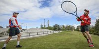 Dovi & Miller: Tennisschläger statt Bike