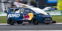 Bathurst-Streckenrekord durch den Ford SuperVan 4.2