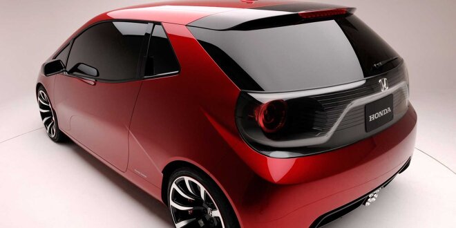  Linien der späteren Fahrzeuge schon gut zu erkennen -  Honda Gear Concept (2013)