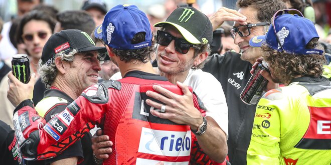 Valentino Rossi schwärmt von Bagnaias Sieg über Marquez - &quot;Blutest du, beißt Marc stärker zu&quot;