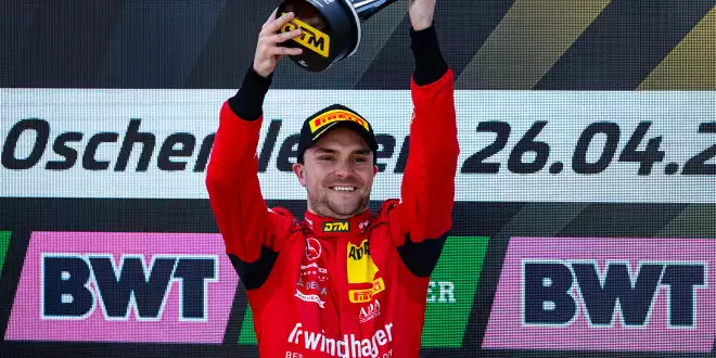 Jordan Pepper und Maro Engel auf dem Podium - AMG-Pilot Auer feiert Auftaktsieg