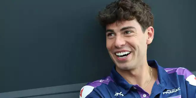 Erste Eindrücke von Augusto Fernandez zu Yamahas V4-Motor - &quot;Motor ist komplett anders&quot;