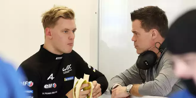 Mick Schumachers neuer Berater ist ein guter Freund -  Was Dirk Müller an seiner Seite tut