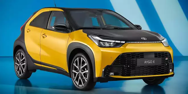 Ebenfalls dabei: ein digitalisiertes Cockpit und ein GR Sport -  Japaner überraschen mit Vollhybrid