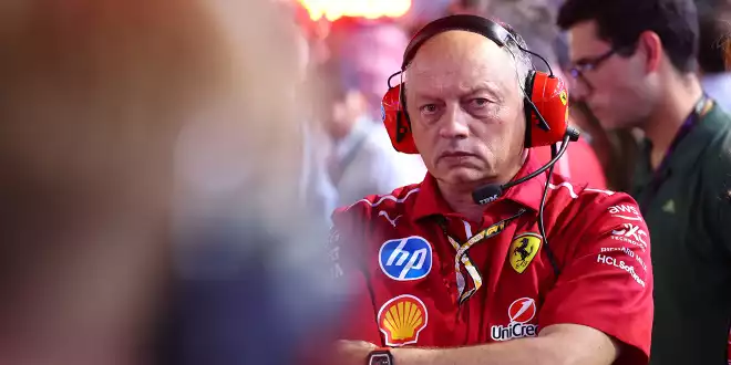 Teamchef Frederic Vasseur gerät zunehmend unter Druck -  Steht Ferrari vor dem großen Knall?