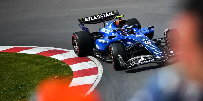Trotz Strafe für Hadjar: Sainz nach Q1-Aus extrem enttäuscht - &quot;Im Moment ist mir morgen egal!&quot;