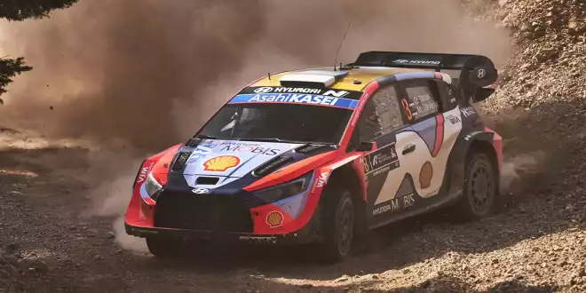 Akropolis-Rallye: Toyota erstmals 2025 geschlagen -  Tanak beendet Durststrecke