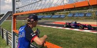 Anderer Blickwinkel: Toro Rosso am Streckenrand