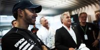 Fangio-Familie beschenkt Hamilton