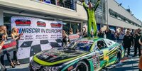 Jacques Villeneuve feiert ersten EuroNASCAR-Sieg