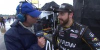 James Hinchcliffe pinkelt in den Rennanzug!