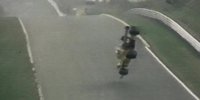 Manfred Winkelhock hebt auf der Nordschleife ab