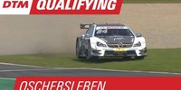 Oschersleben: Maxi Götz hoppelt im Gras