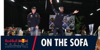 Red Bull auf dem Rückblick-Sofa