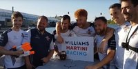 Williams: Erster Saisonerfolg beim Floßrennen
