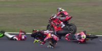 WSBK Magny-Cours: Crash von Bautista