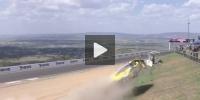 Irrer Bathurst-Crash: Auf Mauer geparkt
