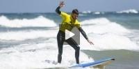 DTM-Fahrer auf dem Surfbrett!