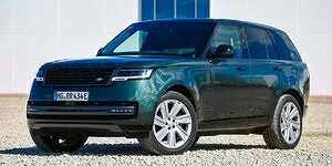 Bild zum Inhalt: Range Rover P550e (2025) im Test: God save the King!