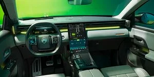 Bild zum Inhalt: Der Innenraum des Citroen C5 Aircross 2025) im Detail