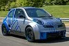 Bild zum Inhalt: Banzai! Nissans irrer Mittelmotor-V6-Micra ist zurück