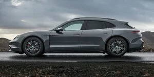 Bild zum Inhalt: Porsche steckt wegen Fokus auf Elektrifizierung in der Krise