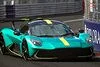 Bild zum Inhalt: Fernando Alonso jagt Aston Martin Valhalla (2025) durch Monaco