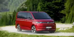 Bild zum Inhalt: VW Multivan und California mit neuem elektrischem Allradantrieb