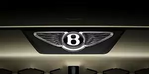 Bild zum Inhalt: Kürzere Flügel: Bentley zeigt sein neues (altes) Logo