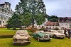 Oldtimer vor Kloster-Kulisse