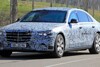 Mercedes S-Klasse Guard (2021) Erlkönig versteckt geschickt seine Panzerung