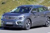 Volkswagen ID.6 (2021) zeigt sich erstmals mit Serienkarosserie