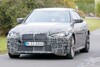 BMW i4: Breiter Erlkönig zeigt sich mit M-Außenspiegeln