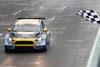 Hyundai-Pilot Antti Buri feiert Sieg und Podestplatz auf dem Lausitzring