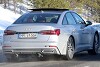 Audi S6 (2022) mit mittig montiertem Auspuff erwischt