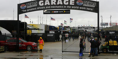 NASCAR Fort Worth: Nebel und Regen erfordern Fortsetzung am Montag